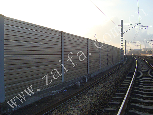 鐵路隔音墻